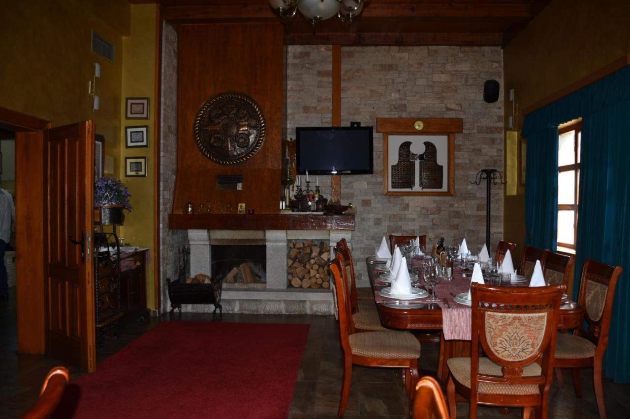 Aparthotel Koliba Nikšić Extérieur photo