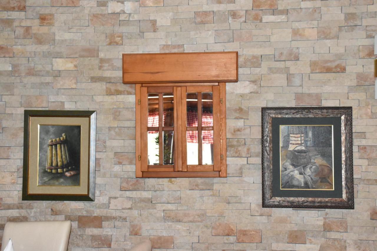 Aparthotel Koliba Nikšić Extérieur photo
