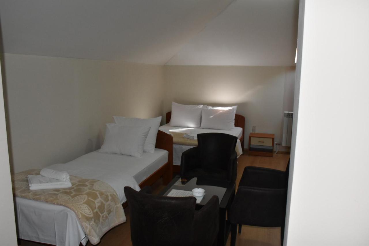 Aparthotel Koliba Nikšić Extérieur photo